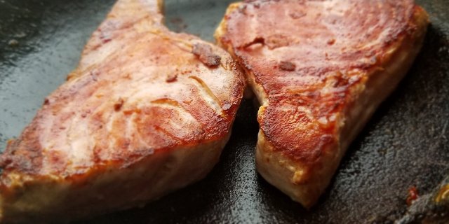 Великобритания готовится вывести на рынок синтетическое мясо и продукты из пробирки